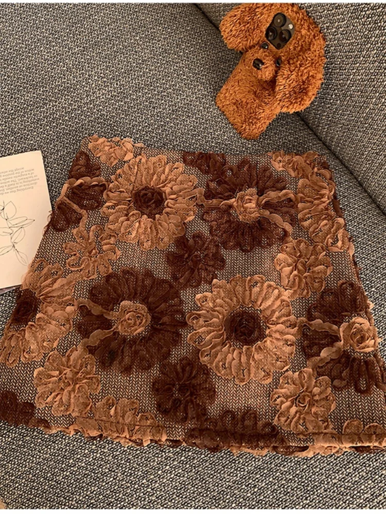 Faldas elegantes Vintage para mujer, ropa de cintura alta, faldas acampanadas, novedad de Otoño Invierno 2021, Falda corta de flores 3D, ropa de calle