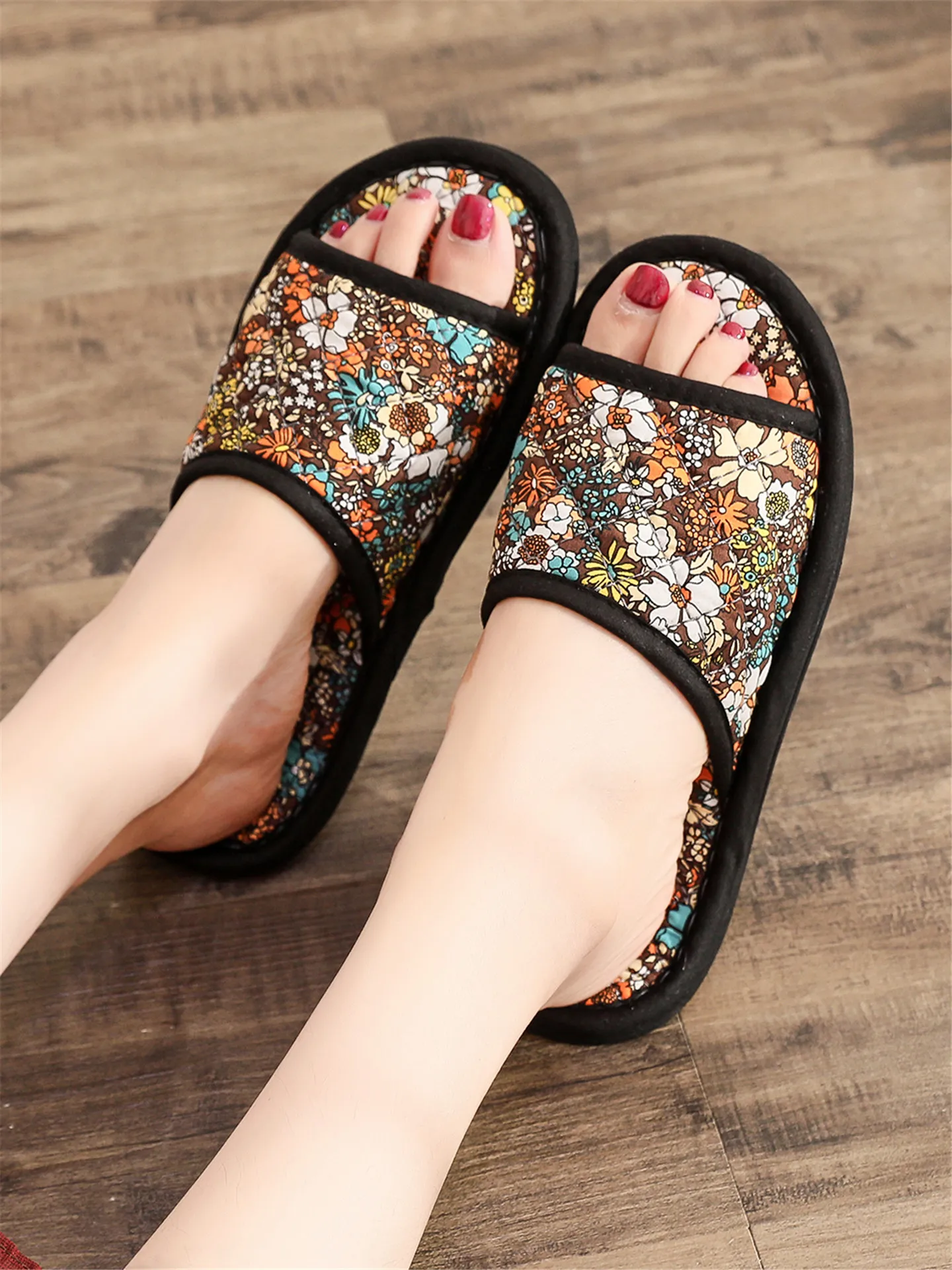 New Korean Style Cotton Floor Tile Slippers Indoor Noiseless Men's Home Comfortable Flat Heel One-Strap Slippers for All Seasons
