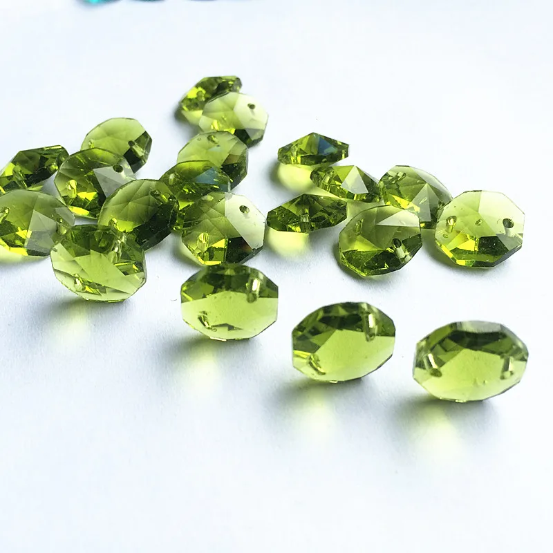 

Top Quality 200pcs Olive Green 14mm Glass Octagon Beads in 2Holes for Crystal Chandelier Parts Crystal Curtain Beads Free Rings