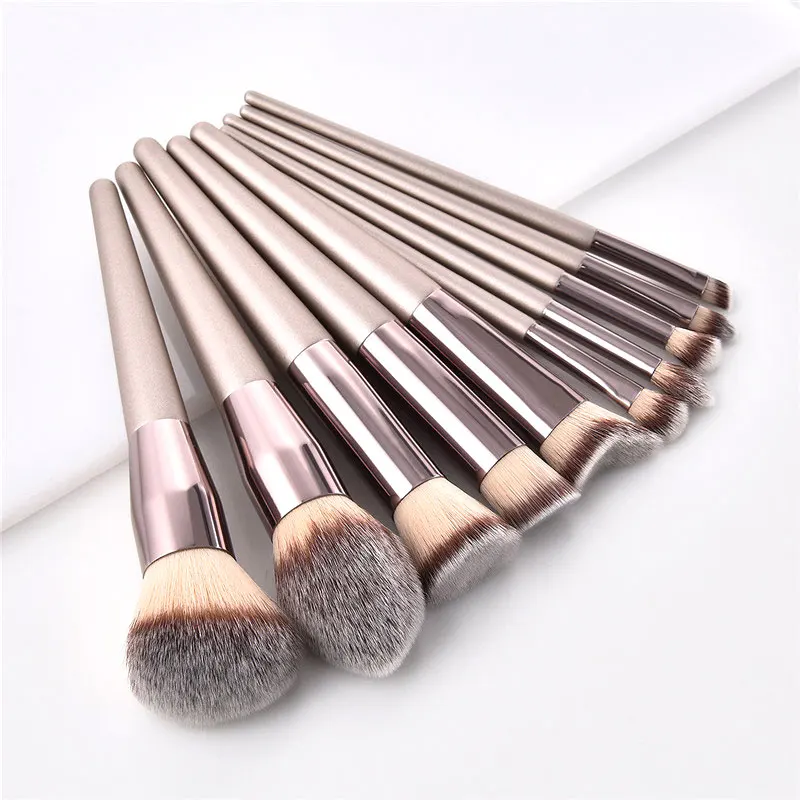 10 PCS Professional Makeup Brushes Set Korean Cosmetics Eyeshadow Contour Blush Brush Make-up for women Complete Kit Beauty