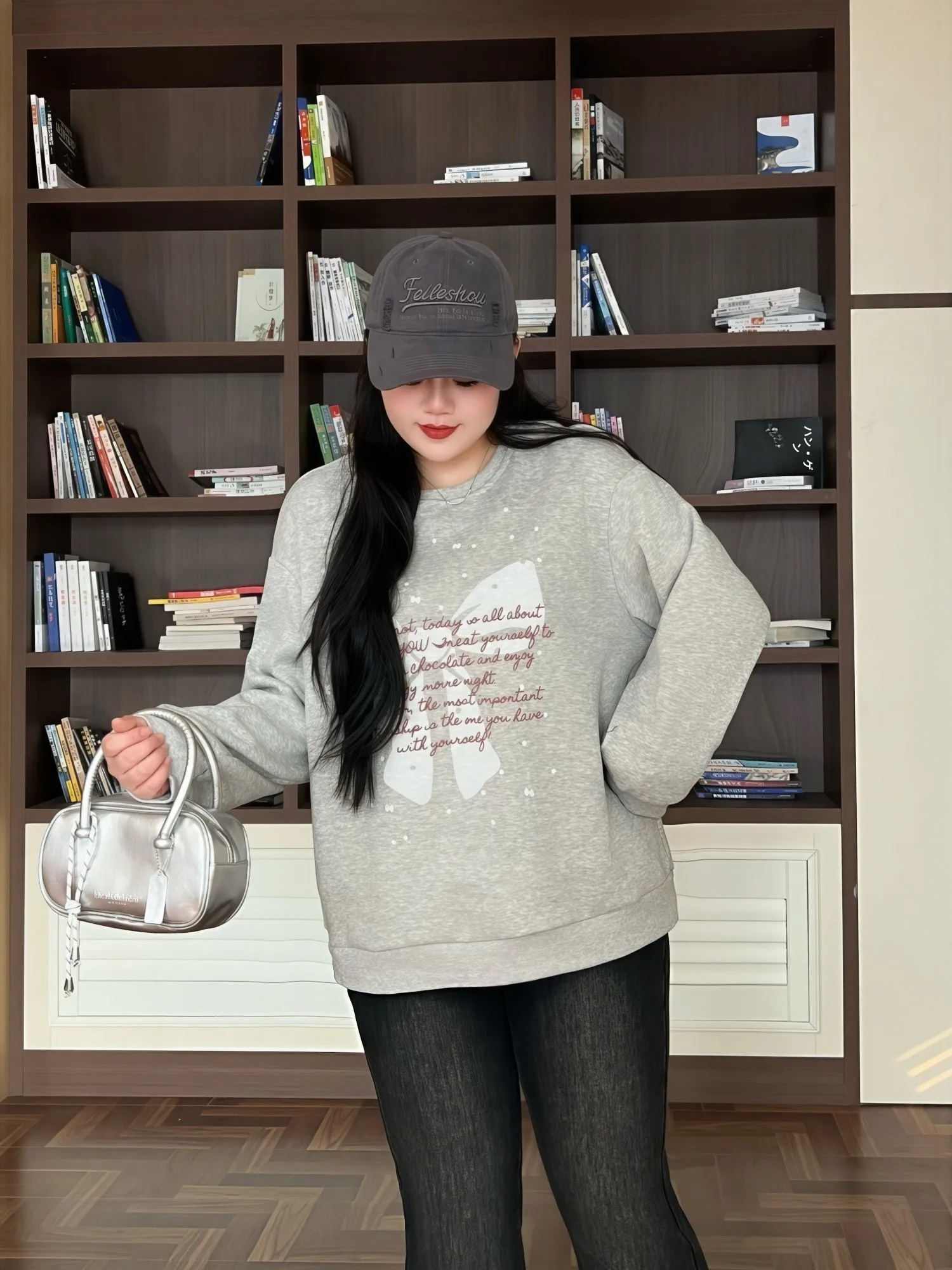 

plus Size Women's Thickened Fleece Hoodie Casual Style round Neck Sweatshirt Winter New Arrival Comfortable Loose Top