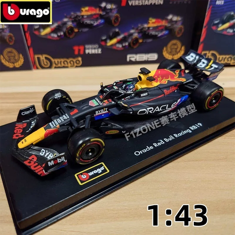 New Bburago 1:43 Re… - image