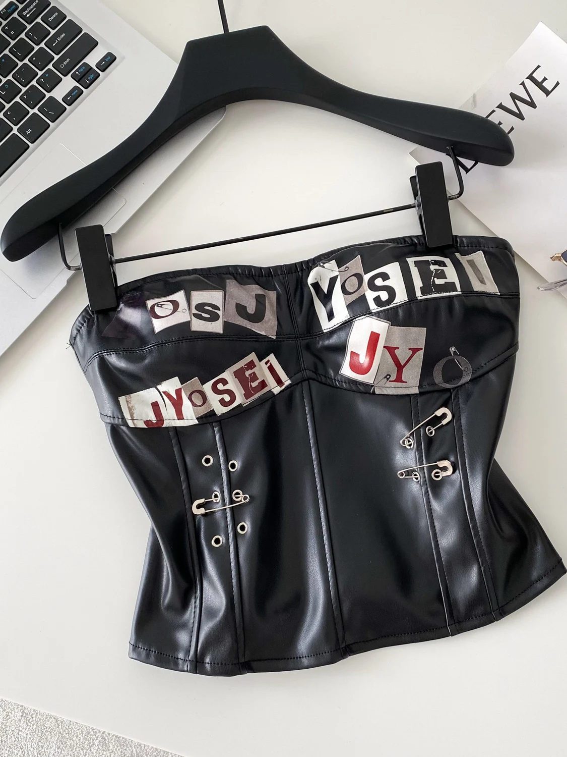 Foamlina Mode Steampunk Stijl Tube Top voor Dames Sexy Strapless Mouwloze Letters Print PU Leer Slanke Bodycon Crop Top