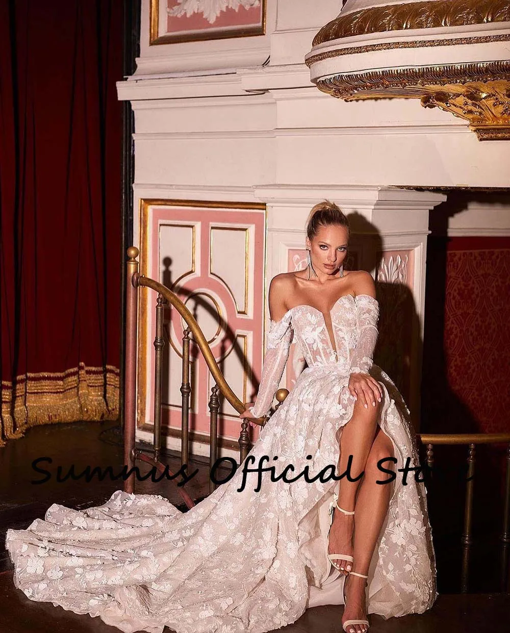 Abiti da sposa in pizzo fiore di lusso Sumnus con applicazioni al largo della spalla abito da sposa in Tulle con abiti da sposa personalizzati in treno 2024