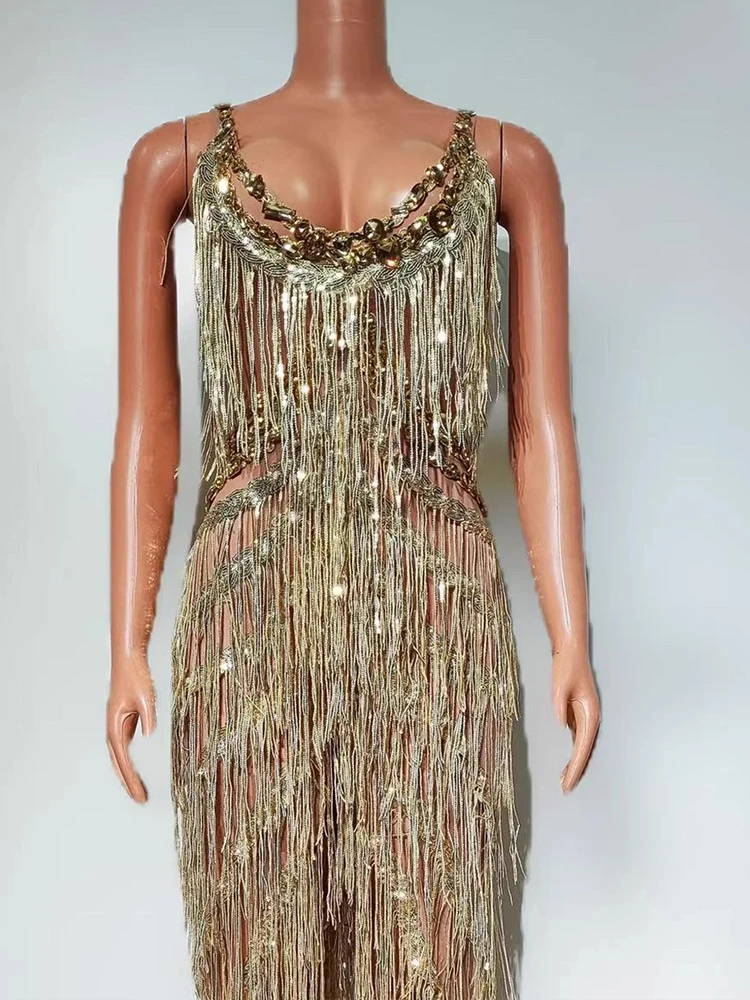 جودة عالية الساخن ختم شرابة مثير الحمالات بذلة 2025 ملابس نسائية عصرية جديدة