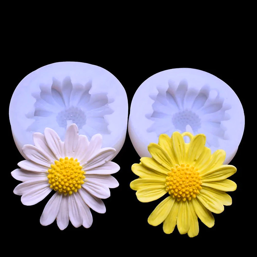 For Better Life 1Pc Transparent 3D Daisy Candle Soft Silicone Mold  For Wax Pendant Mould  Decoration Flower Soap  Aromatherapy