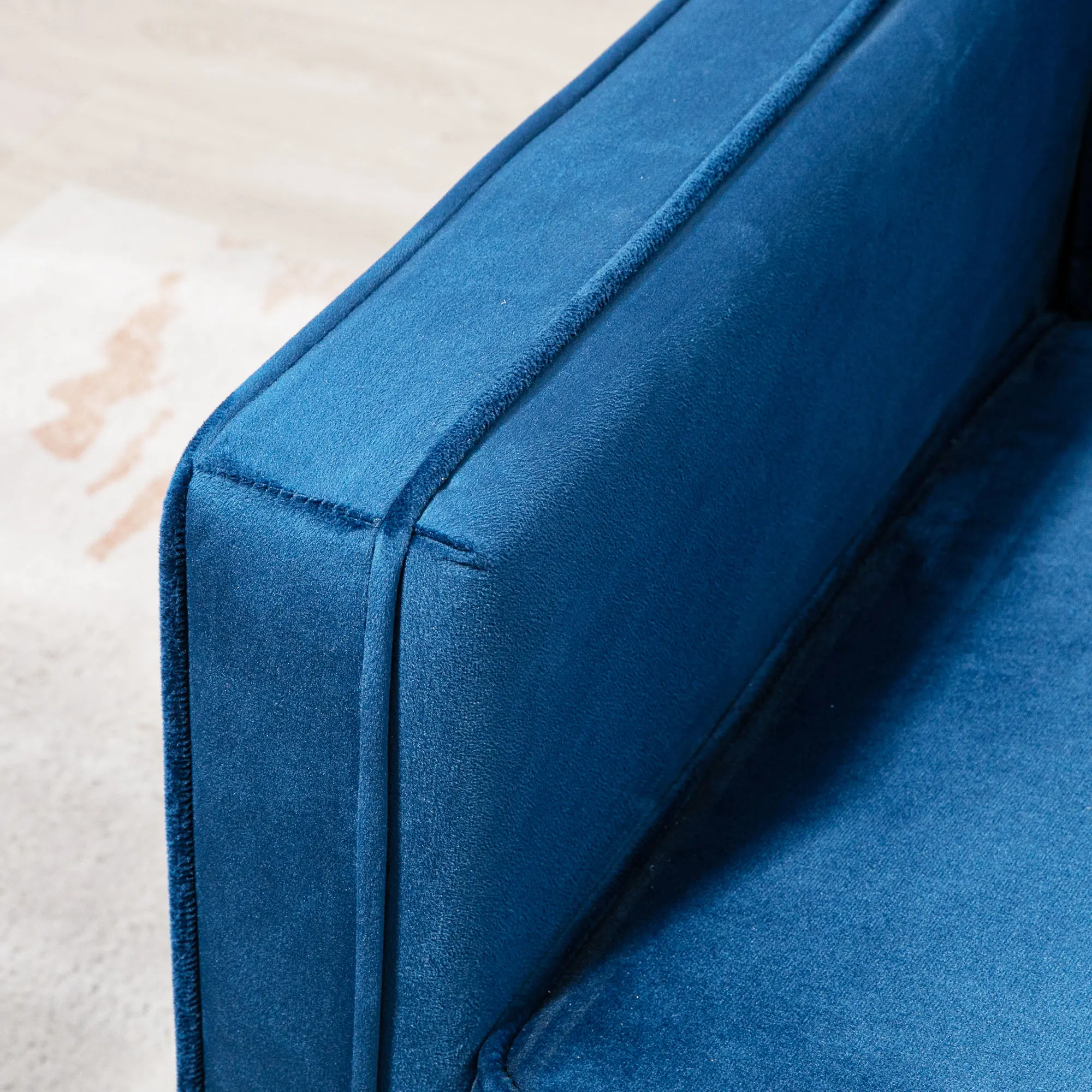 HOMCOM Convertible Sofa Futon Velvet-Touch Tufted Couch Sofa Bed