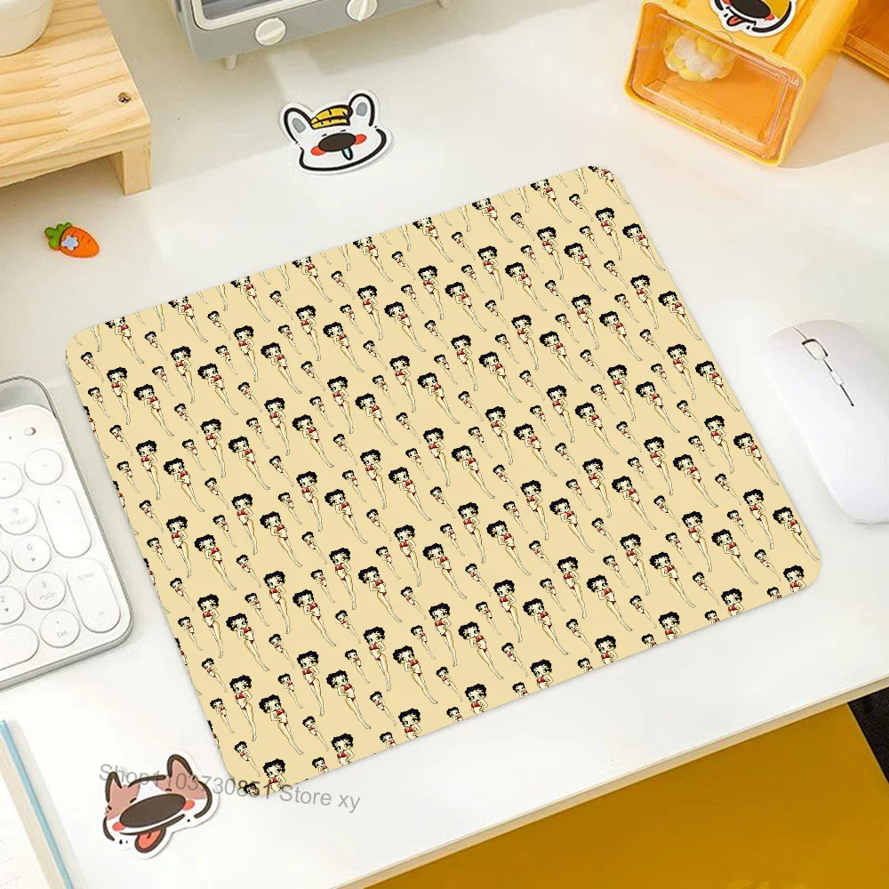 B-Betty-Cute-Boop Mousepad RGB Small Size Gaming Mouse Pad With LED Light Desk Mat Super Smooth Non-slip Rubber Bottom