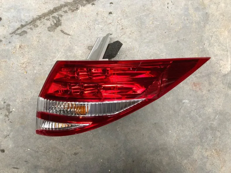 car bumper tail light for Toyota Estima ACR30 ACR40 taillight Taillamp car accessories for Toyota Estima fog lamp