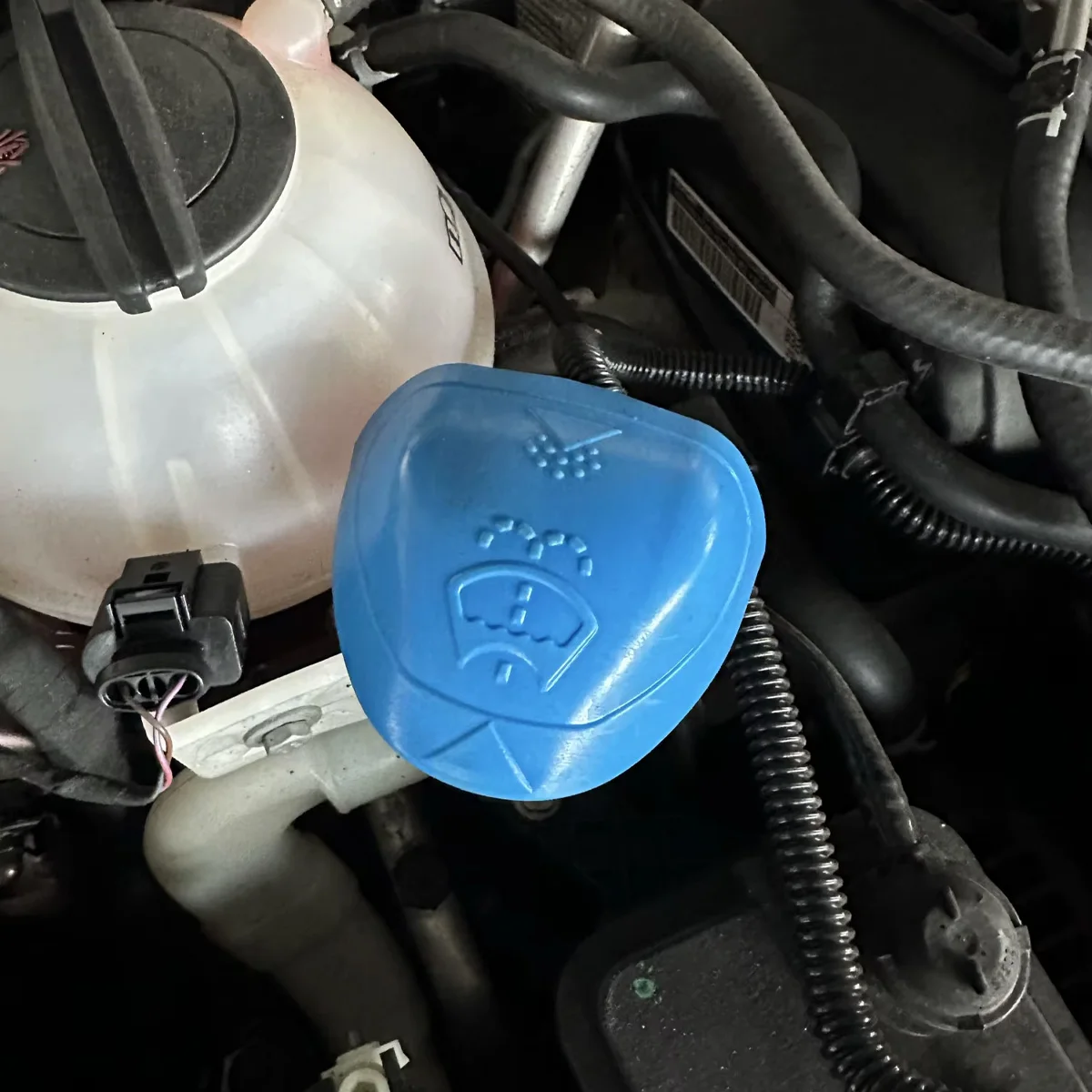 PINMOAP-tapa de botella de agua para coche, adecuada para Audi, cubierta antientudo para VW SKODA, limpiaparabrisas de coche, tapa de botella 6V0955485 00009670