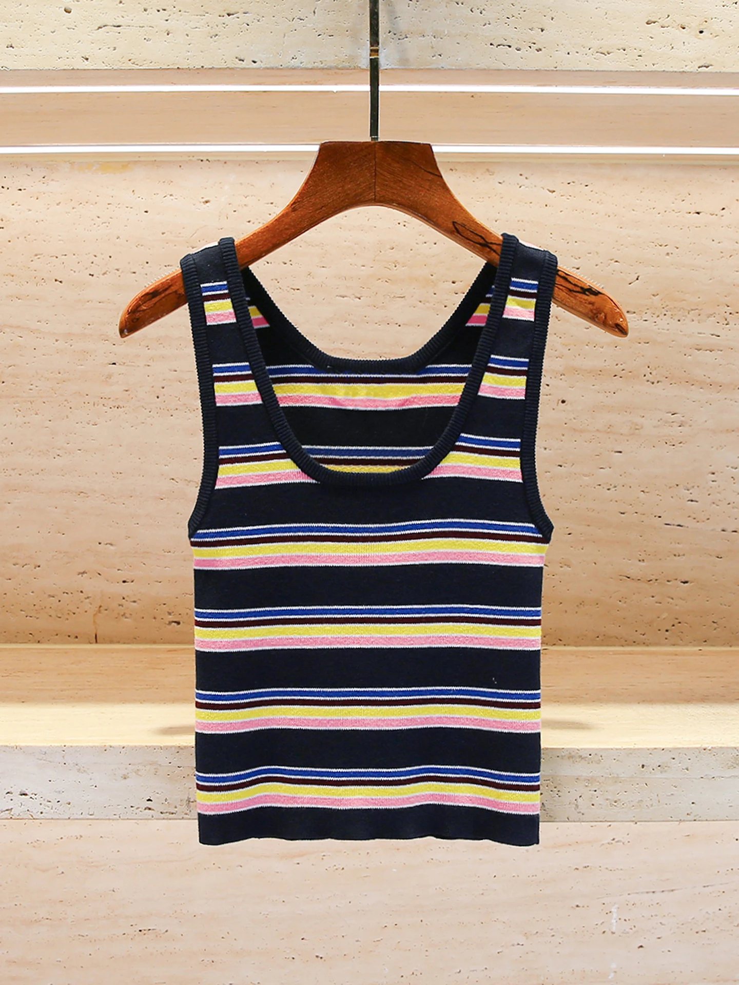 

Sweet Striped Knitted Vest Top Women's High-End Faion Autumn 2025 Commute Sle ort Length Print Element Regular Fit