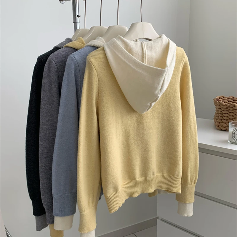 

Korean Style Fake Two Piece Hooded Knitted Cardigan Women Autumn Winter Fashion Contrasting Color Simple Versatile Sweater Coat