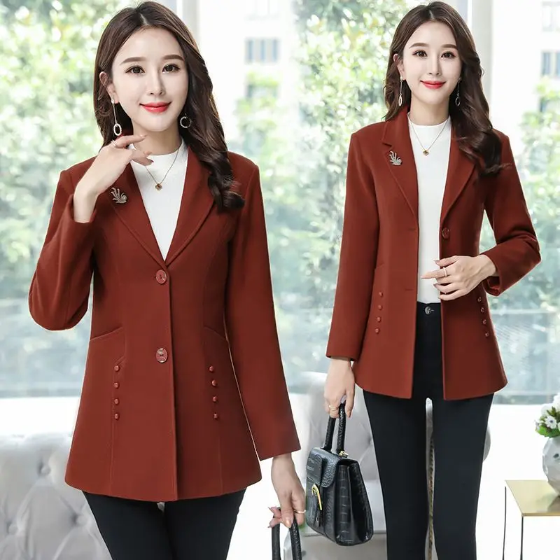 2025 New Arrival Women's Short Woolen Coat Korean Style Slim Fit Fashionable Slimming Trendy Wool Coat for Autumn Winter
