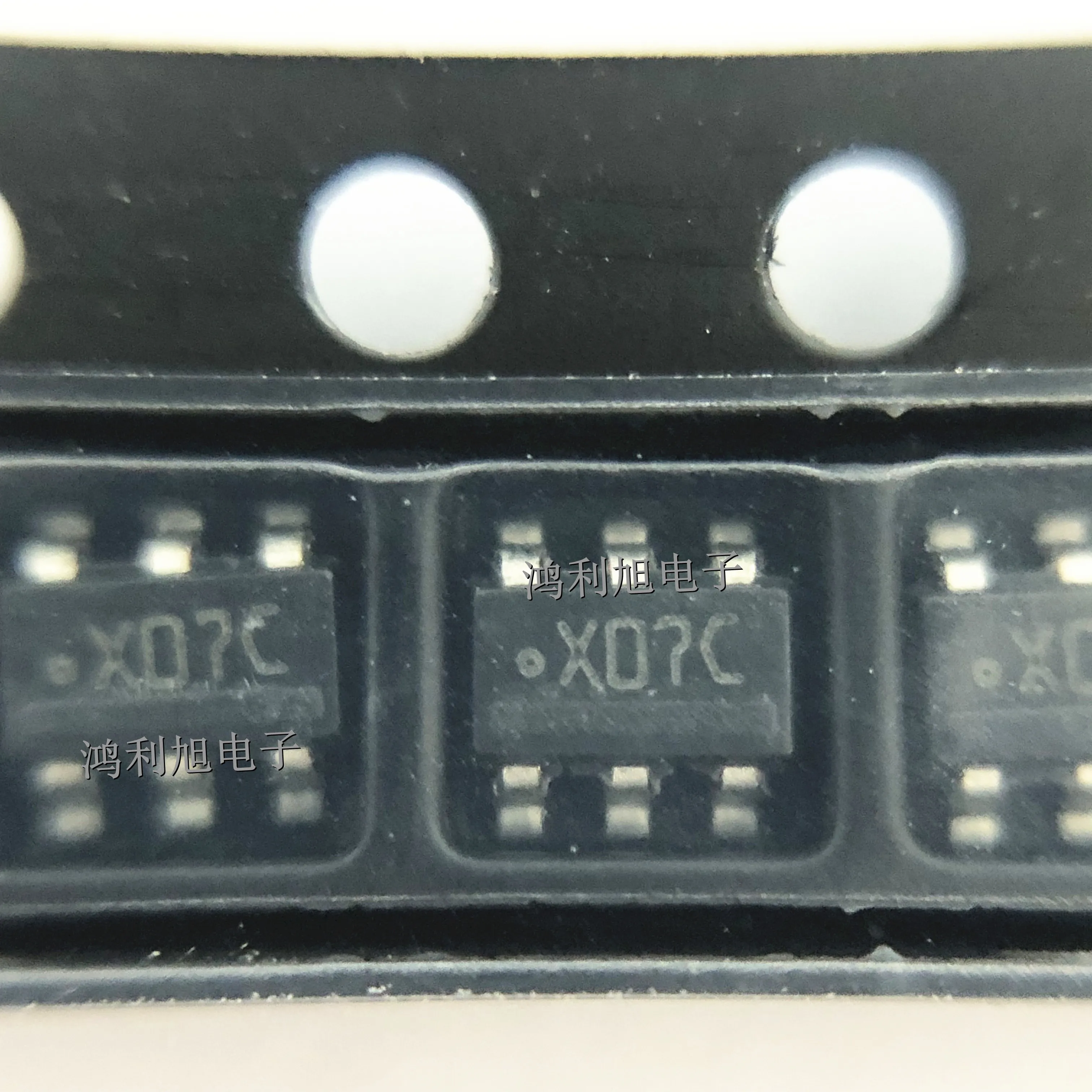 10PCS/Lot ADC121S021CIMFX MARKING:X07C A/D Converter, 12-Bit, 1 Func, 1 Channel, CMOS, PDSO6
