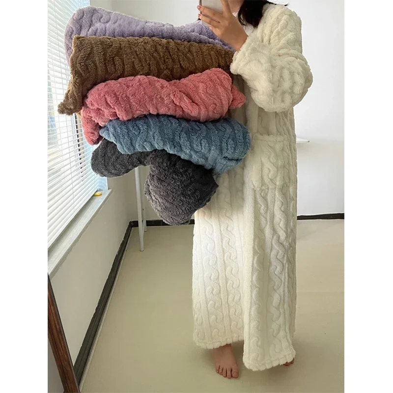 Winter Coral Fleece Sleepwear Women\'s Nightgown Long Night Dress Pajamas with Pockets Thickened Jacquard Dress Warm Home Clothes