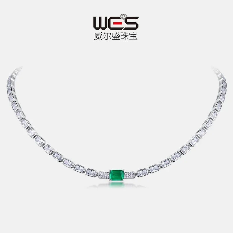 Heavy-duty Design Cultured Emerald Necklace 18K Gold Fully Inlaid with Colored Baby Stones Clavicle Chain Style