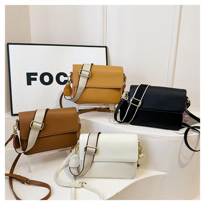 

High-End Women's Shoulder Bag Made Of Premium Leather With Trendy Paris Vintage Spacious Daily Refined Look​