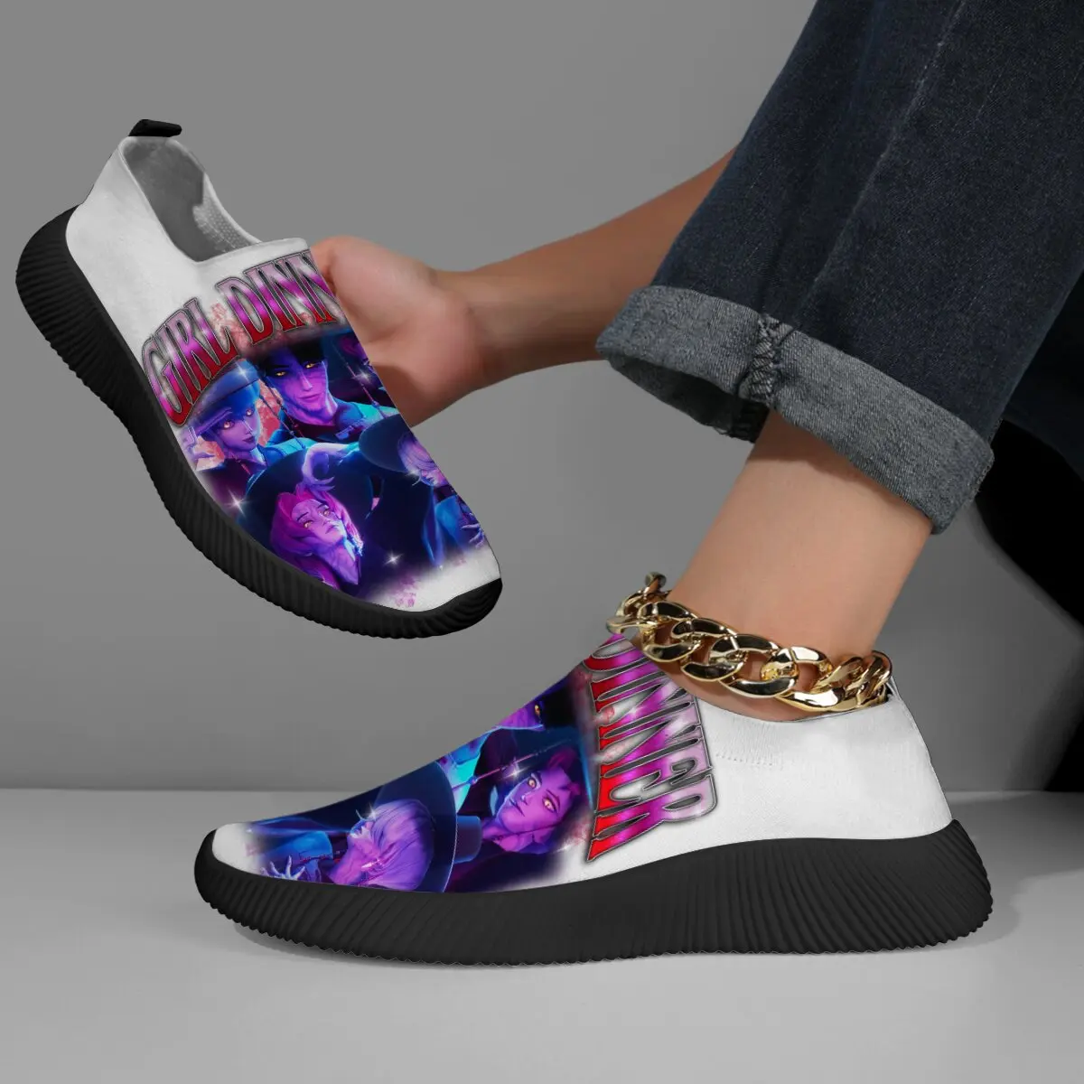 

New High-quality Lightweight and Fly-woven Casual Sports Shoes with Fashionable Cartoon "Witch Hunter Team" Print Design