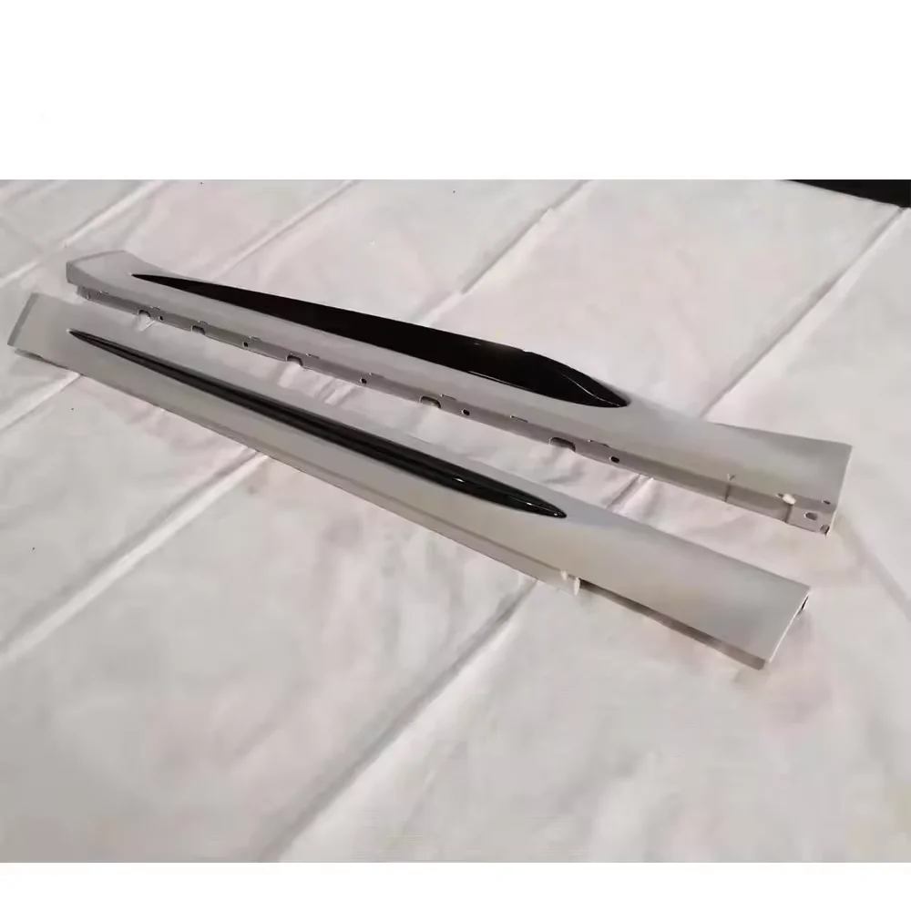 QV-stijl koolstofvezel zijrokken Hoge kwaliteit auto-onderdelen voor Alfa Romeo Giulia 2017custom