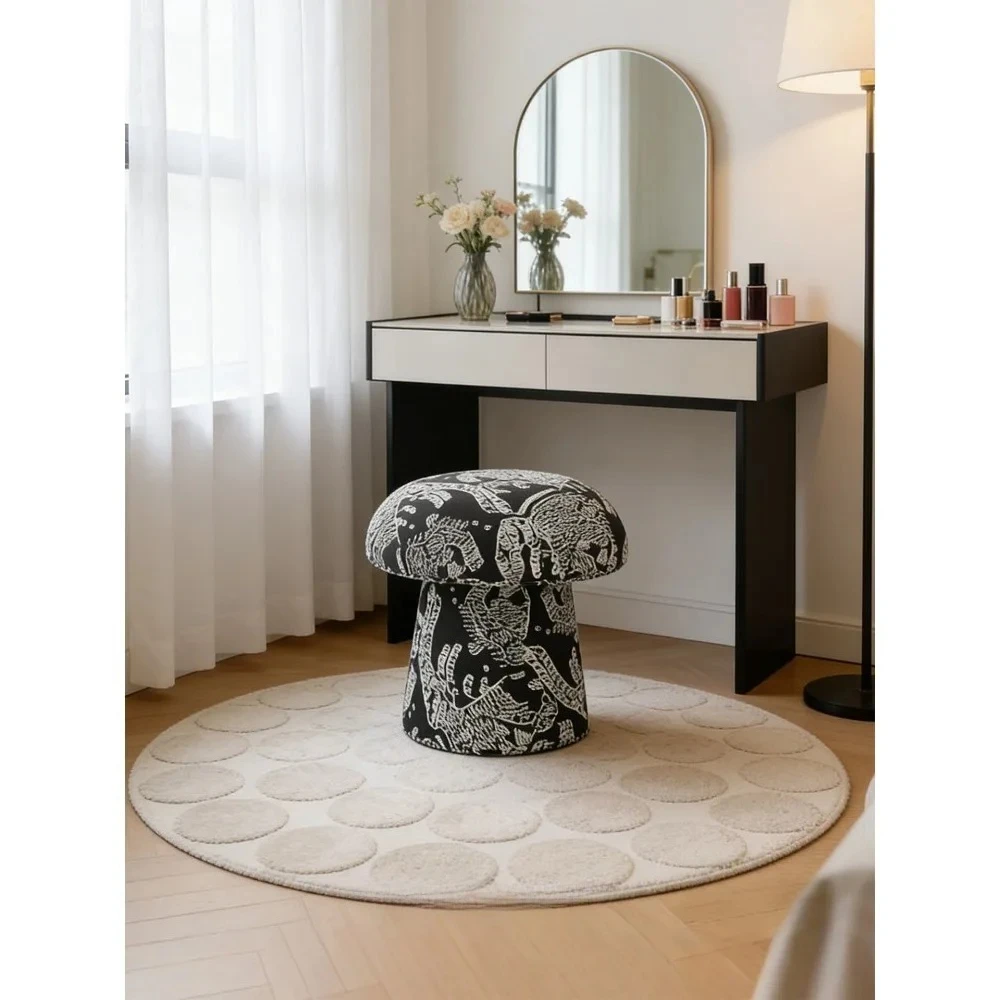 *Mushroom Stool for Bedroom Vanity, Retro Round Stool for Dressing Table Entryway, Creative Accent Seating for Girls Room