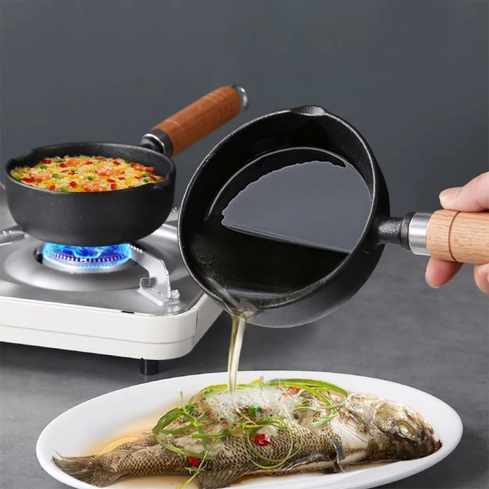 

11/13cm Cast Iron Mini Egg Frying Pan Nonstick Small Wok with Pour Spout Steak Auxiliary Food Pan Butter Melting Pot for Cooking