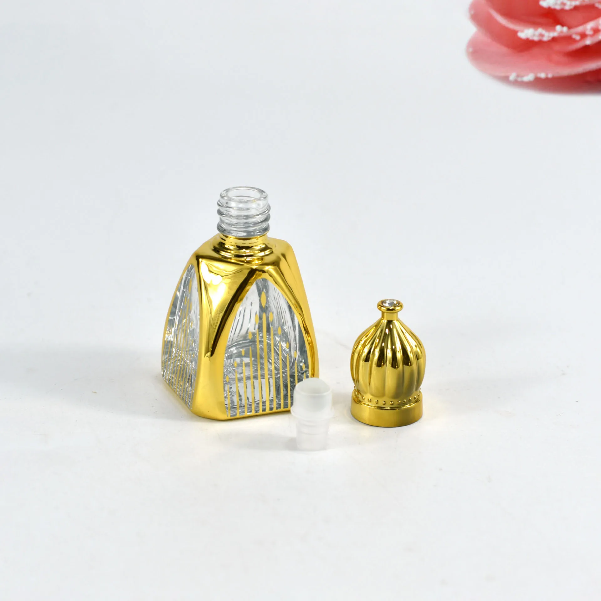 1pc Perfume Bottle 12ml Portable Glass Roll on Bottlse Gold Packaging Mini Essential Oil Container Blending Empty Roller Bottles