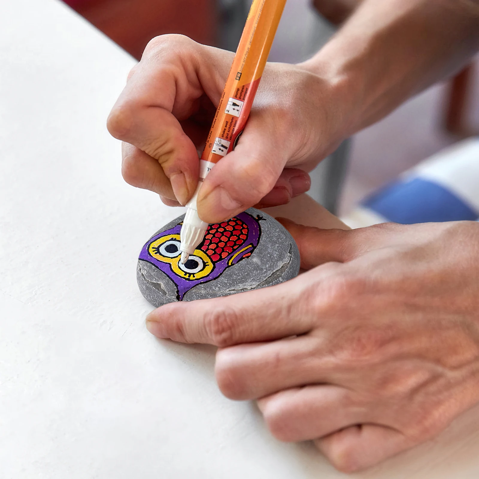 

8PCS Painting Smooth Childrens Drawing Painted Stones Rocks for Decoration Different Sizes Art Creation Garden Pathway