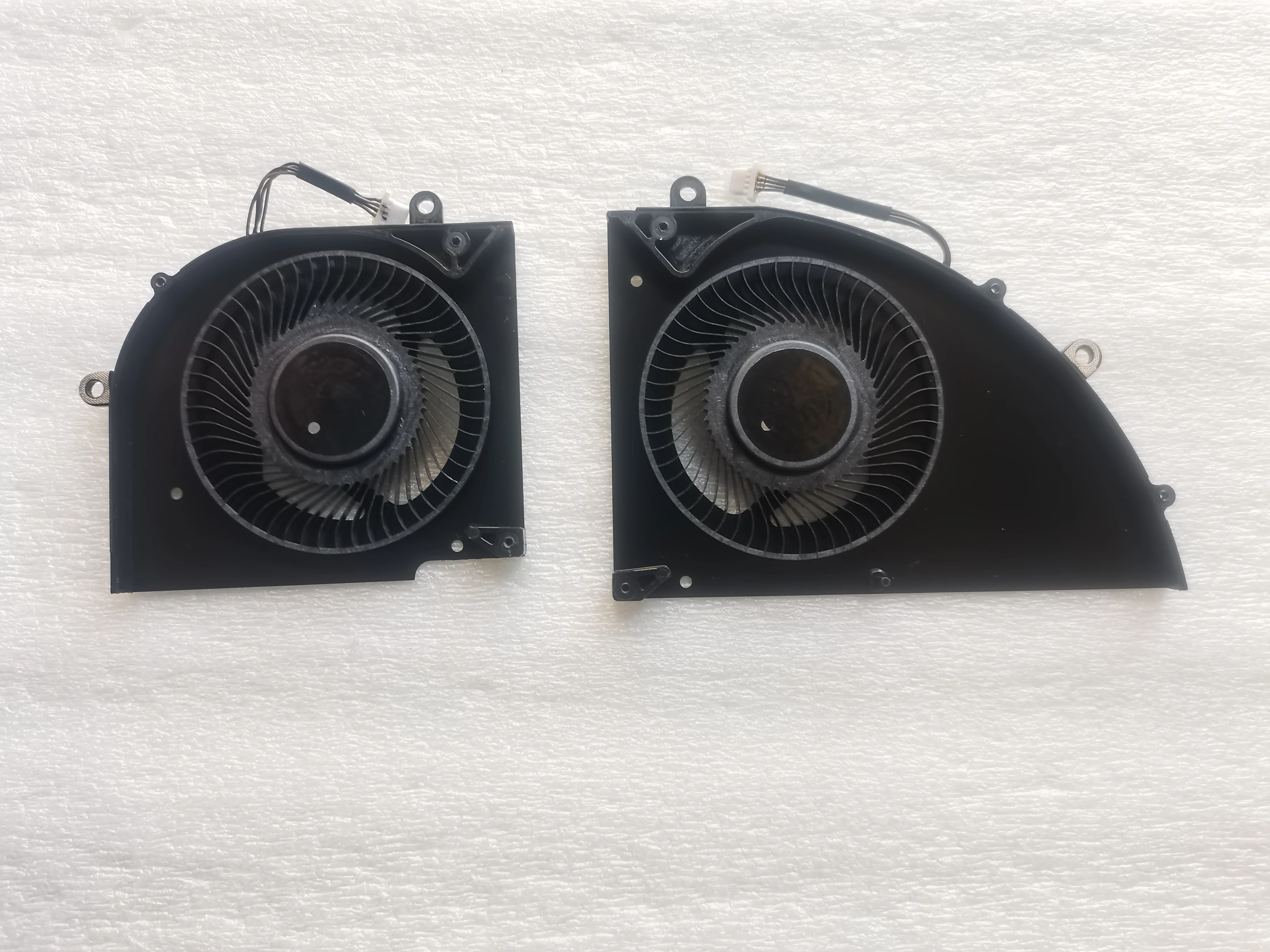 

New CPU GPU Fan For MSI Delta Laptop15 A5Ex A5EFK MS-15CK BS5405HS-U5N BS5405HS-U5P
