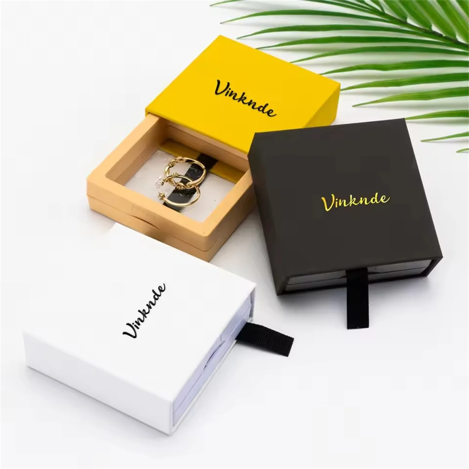 

Personalized 50pack Jewelry Drawer Floating Frame Paper Boxes With Transparent Plastic PE Film Display Anti-oxidation Dust Case
