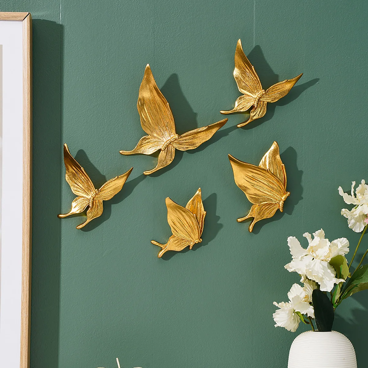 5-piece Retro Butterfly Stereo Wall Hanging European Luxury Resin Butterfly Wall Decoration Black Gold Old Butterfly Resin Art