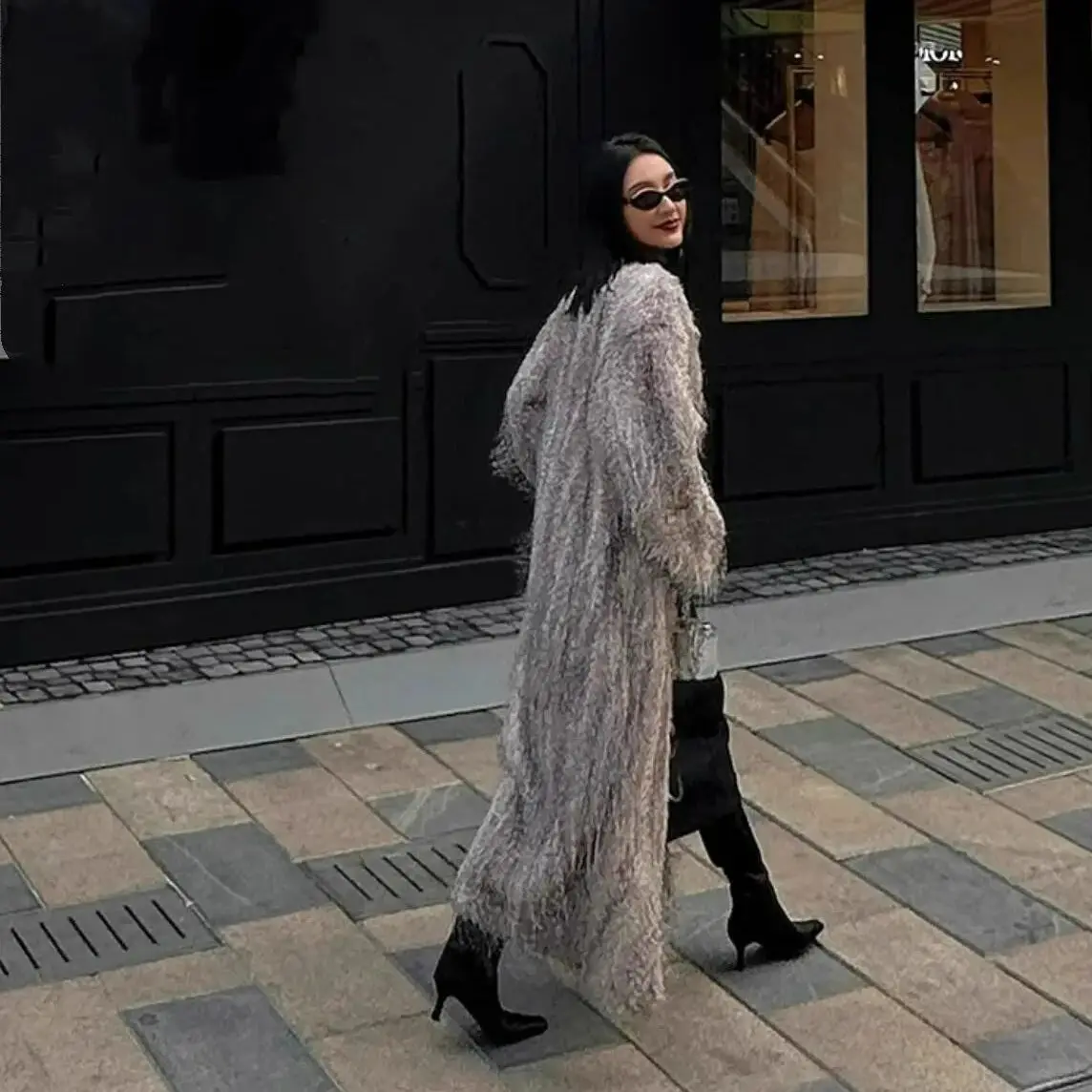 Di alta qualità Inverno Graduale Grigio 3 pollici Lungo Peloso Finta Pelliccia di Pavone Cappotto Ex-lungo Donna Giacca Shaggy Allentata Capispalla Vintage