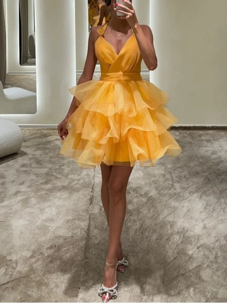 Customized Customized Fashion Halter Design Tiered Elegant Prom Dress With Ruffles V-neck Mini Sling Robe Party Cocktail Dress V