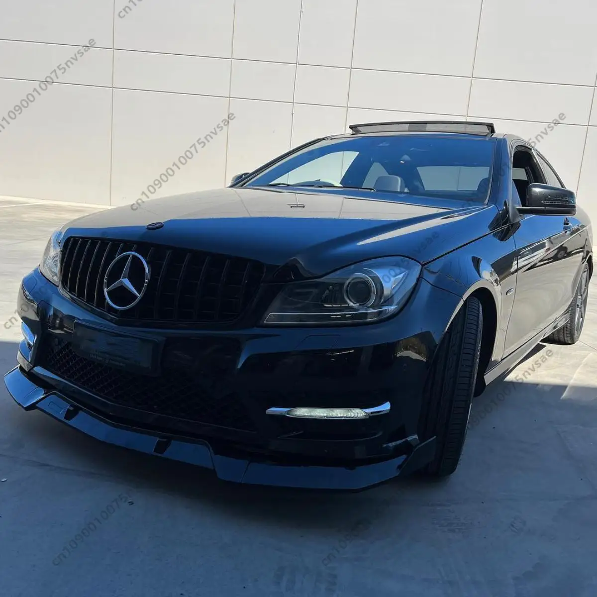 AR نمط الجبهة حافة مصد السيارة لمرسيدس بنز C الفئة W204 2007-2013 السيارات الفاصل المفسد الناشر الحرس الأسود الجسم أطقم ضبط