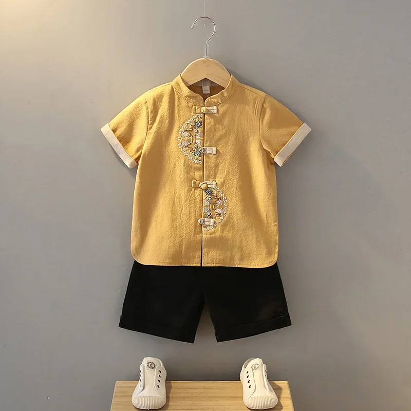 2025 3 colori abbigliamento tradizionale cinese per ragazzi Confucio Hanfu ricamo Tang Suit Capodanno Outfit manica corta estate