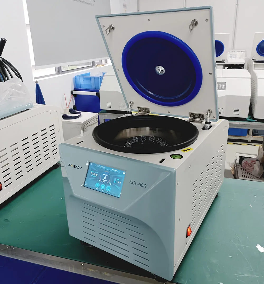 Factory Offer Small Size Benchtop Laboratory Low Speed Refrigerated Centrifuge