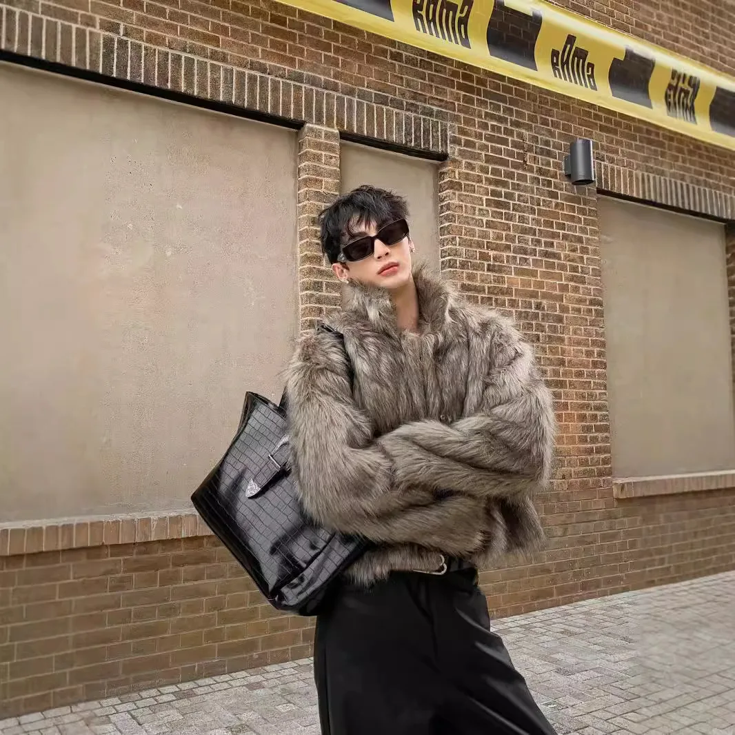 

Winter Warmth High-end Temperament Thick Fox Cotton Coat Men's Short Fur Fur Integrated Cotton Short Jacket