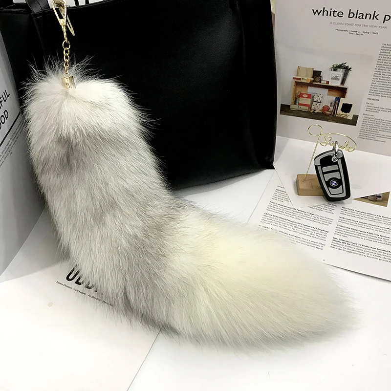 2024 Real Fox Fur Tail Large Long Natural Fur tail Keychain Pendant Cosplay tail Cute Wolf Fox Tail Fur Car Keychains For Women