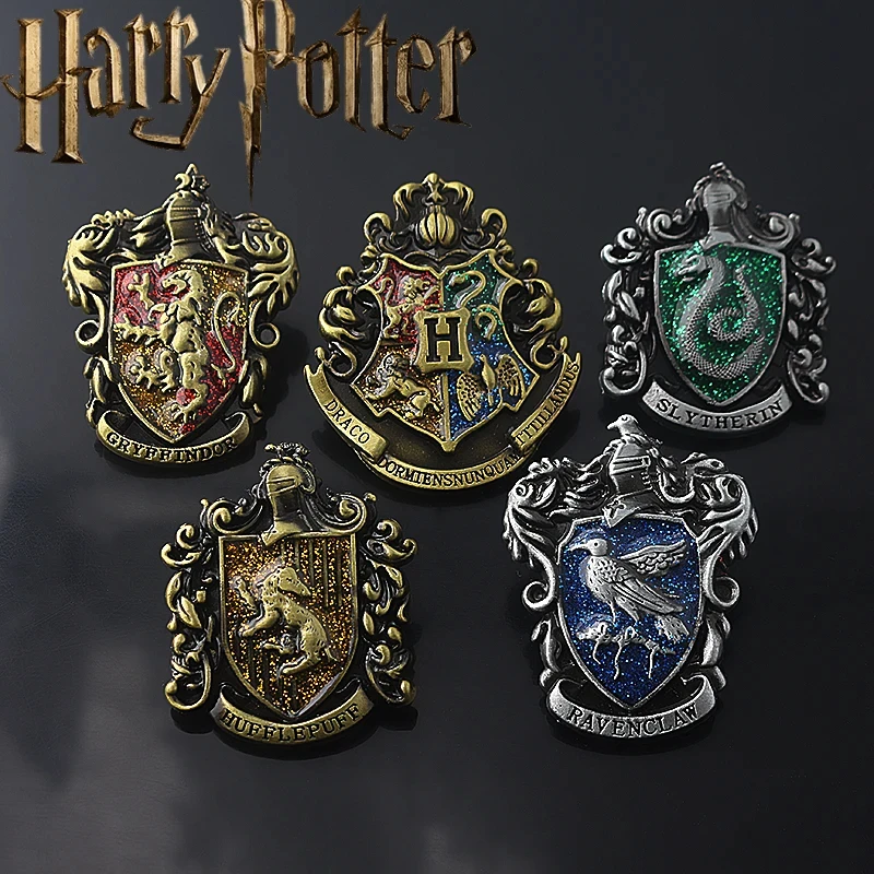 Hali Hogwarts School Badge Brooch Wizardry Malfoy Dumbledore Slytherin Family Brooch Pins Hogwarts Party Gift Men Women Jewelry