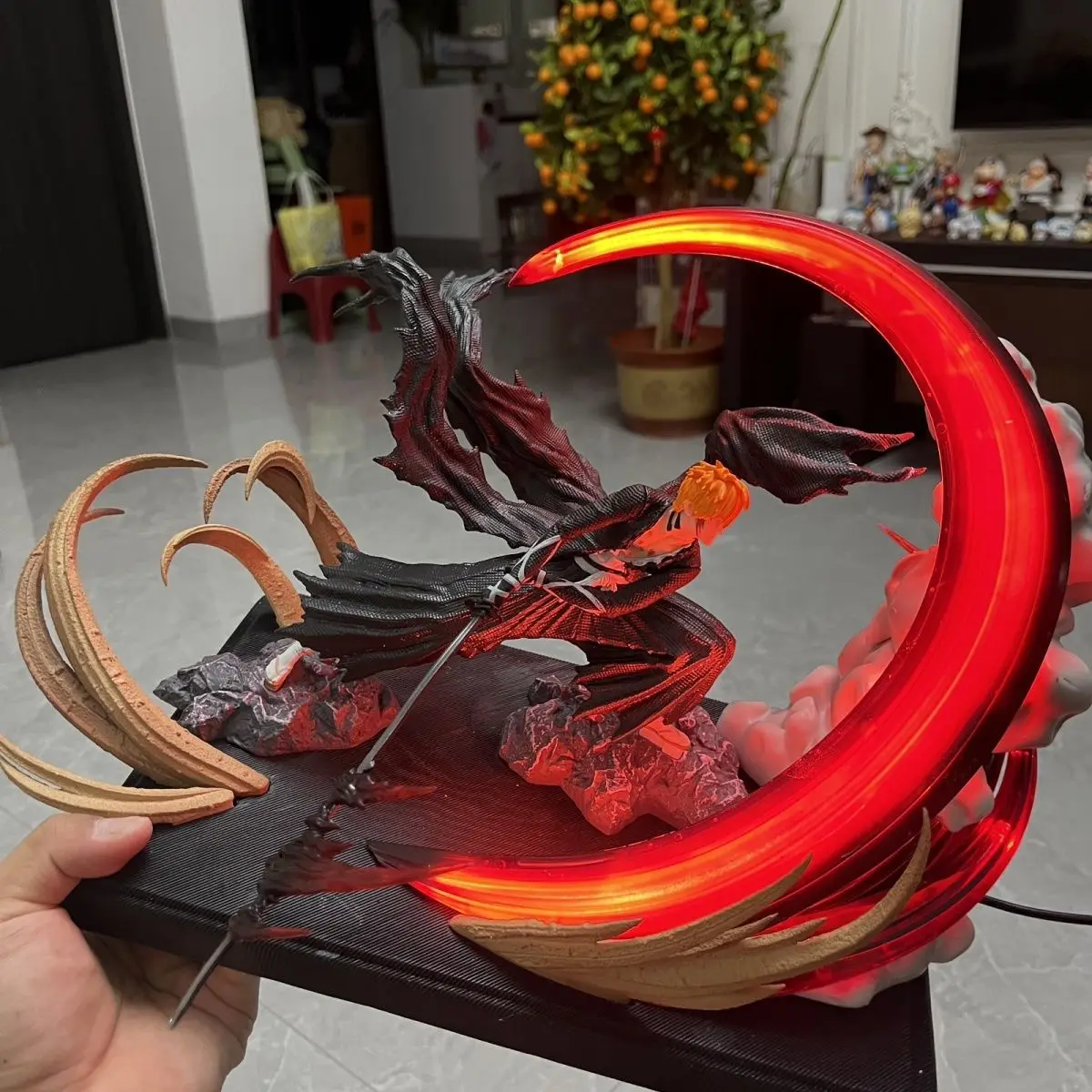 

Anime Bleach Ichigo Kurosaki Figure Getsuga Tensho Ichigo Special Effects Figurine With LED Gk Statue Model Collection Toys Gift