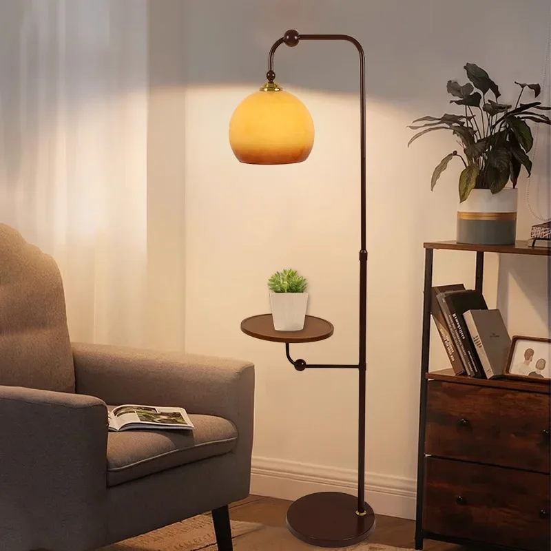 Lámpara de pie Wabi Sand Wind, sala de estar, sofá, dormitorio, lámpara de noche integrada con mesa de centro, luz ambiental Medieval