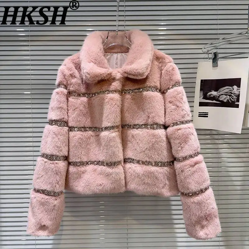 

HKSH Новое зимнее женское пальто с отложным воротником и бриллиантами, на пуговицах, из искусственного меха, темпераментная роскошная шикарная теплая куртка HK12143