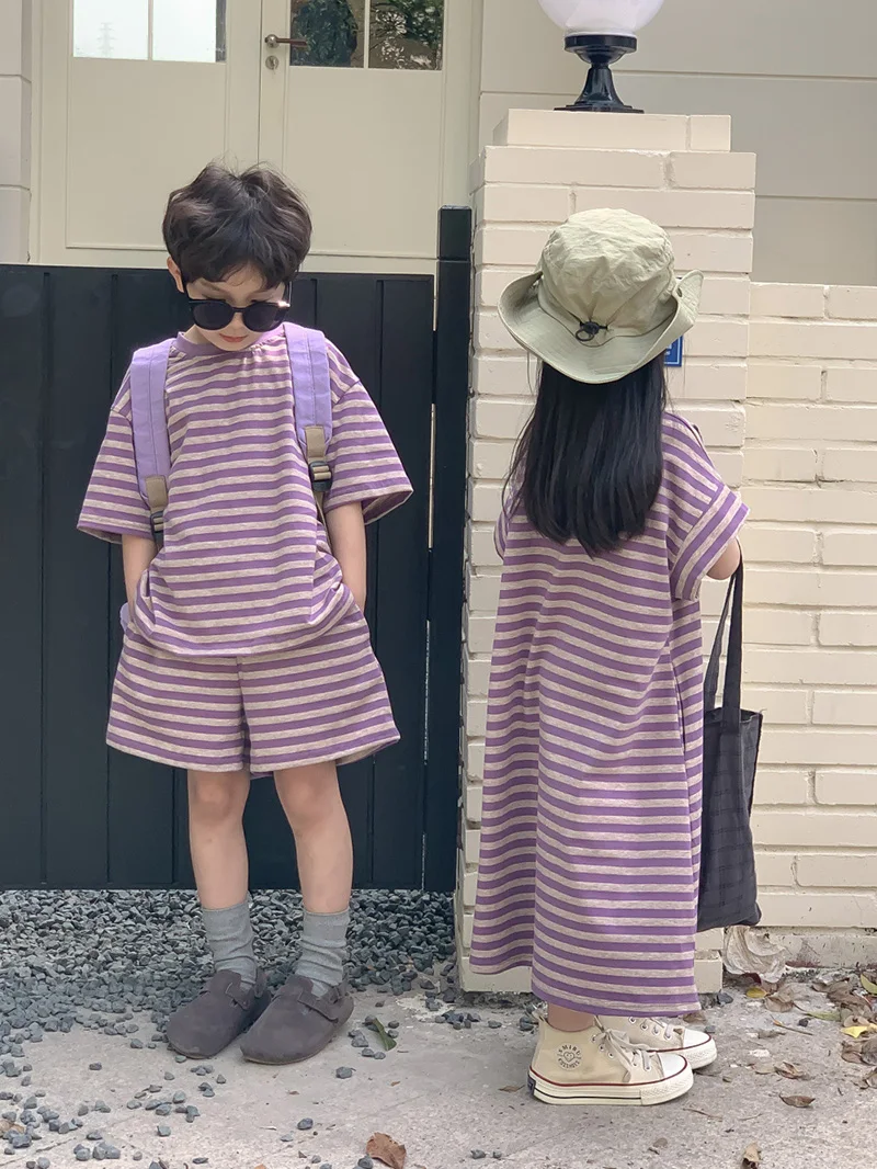 笑顔の夏の子供服セットストライプTシャツとショーツ男の子のカジュアルスーツ女の子のロングドレスブラザーと姉妹の服