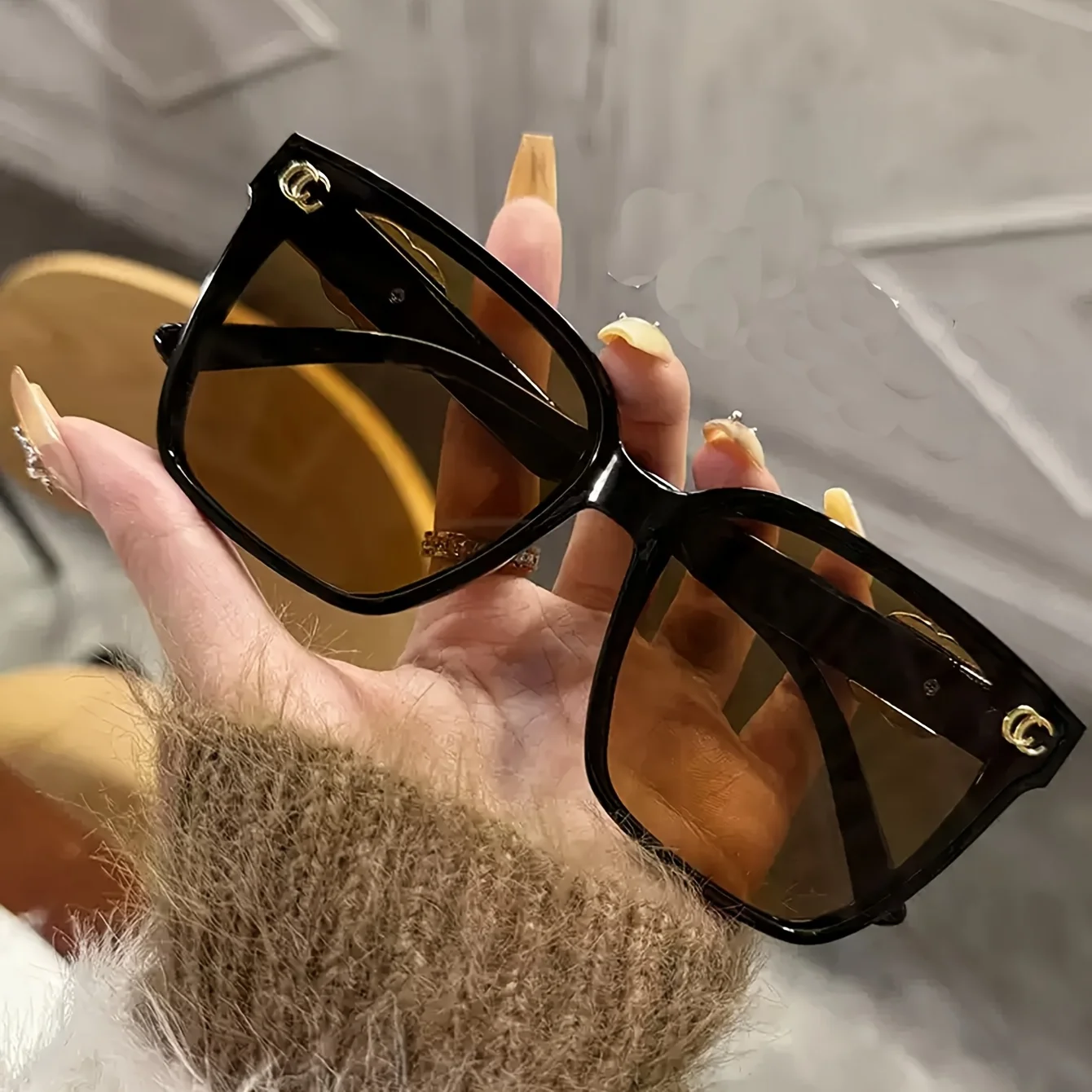 2025 New Fashion Cool Sunglasses Women Luxury Brand Flowers Anti Strong Light Letter Sun Glasses Ladies Gafas UV400