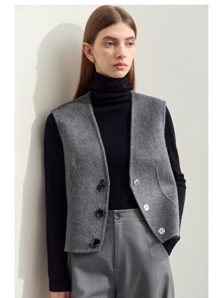 

Amii жилет женская куртка 2025 зима новый верблюжий однотонный элегантный ретро офисная женская верхняя одежда короткий жилет с v-образным вырезом топ для женщин 12454005