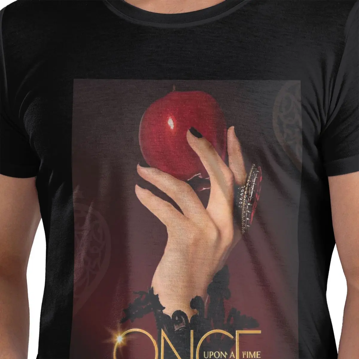 

OUAT Red Apple Evil Queen Poster 100% Cotton T-Shirt Men's Funny T Shirts Men Round Neck Short Sleeve S-6XL