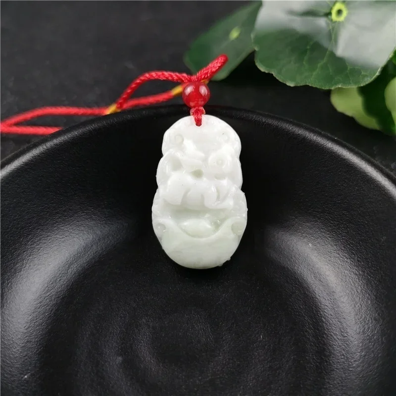 Chinese Zodiac Gesneden Jade Hanger Ketting Charm Sieraden Mode Vrouwen Accessoires Geluk Amulet Geschenken