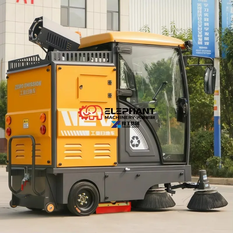 Hot Sale Full Closed Electric Street Sweeper Three-wheel Sweeper Commercial Ride on Road Floor Sweeper