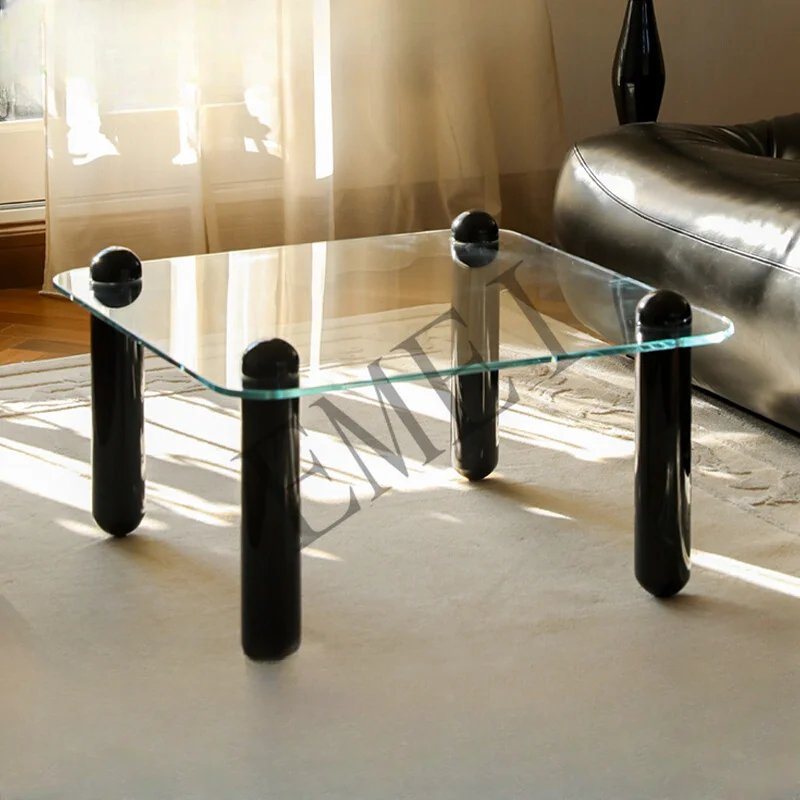 طاولة القهوة لغرفة المعيشة المنزلية الخفيفة الفاخرة على الإنترنت المشاهير أرجل خشبية صلبة مربعة 2022 جديدة وبسيطة وحديثة