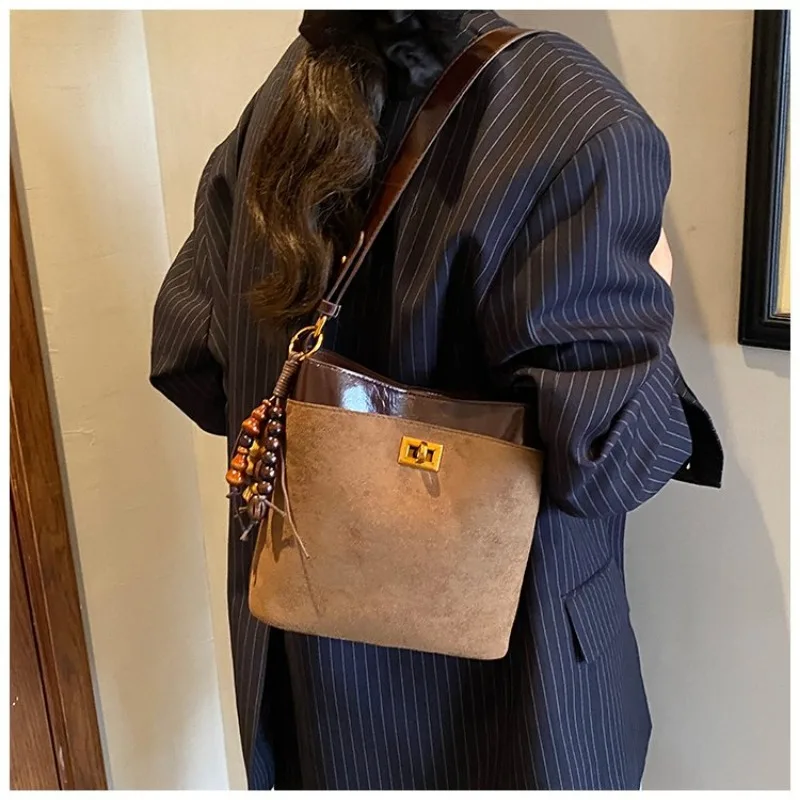 

Simple Retro Diaper Bag Handbag Crossbody Staycation Versatile Exquisite Portable Trendy Simple Versatile Practical