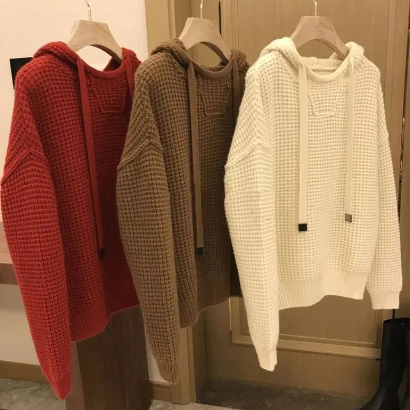 

Осень-зима, темпераментный вязаный женский свитер с капюшоном на шнурке, свободные корейские однотонные пуловеры с длинными рукавами, женский трикотаж
